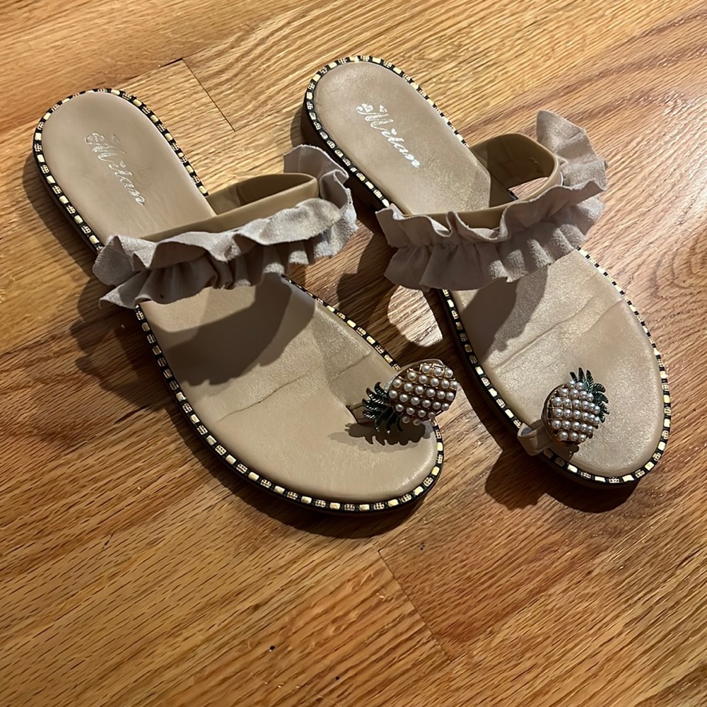 Slip on pineapple sandals